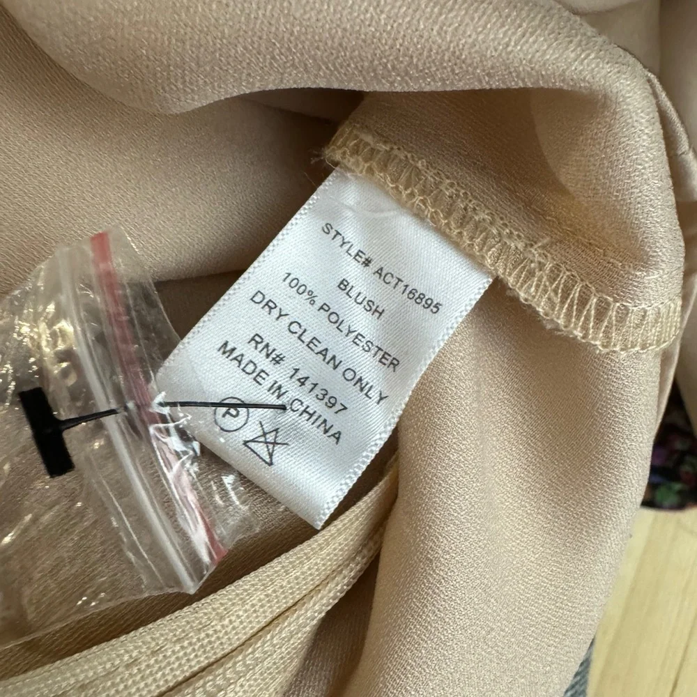 Astr Gold Satin Blouse Size Large Elegant Cowl Neck Puff Sleeve Top Luxe